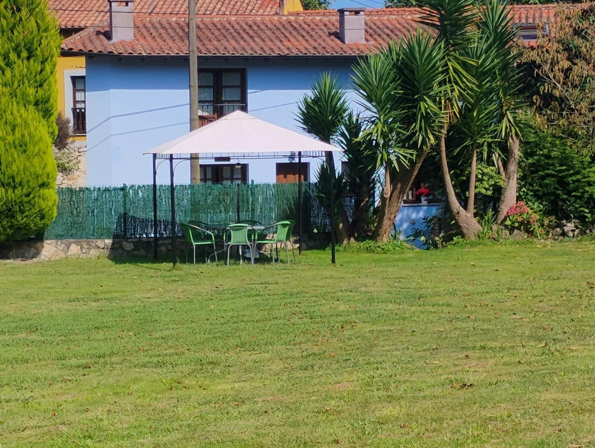 Casa Rural Casa Azul Villahormes Eksteriør bilde