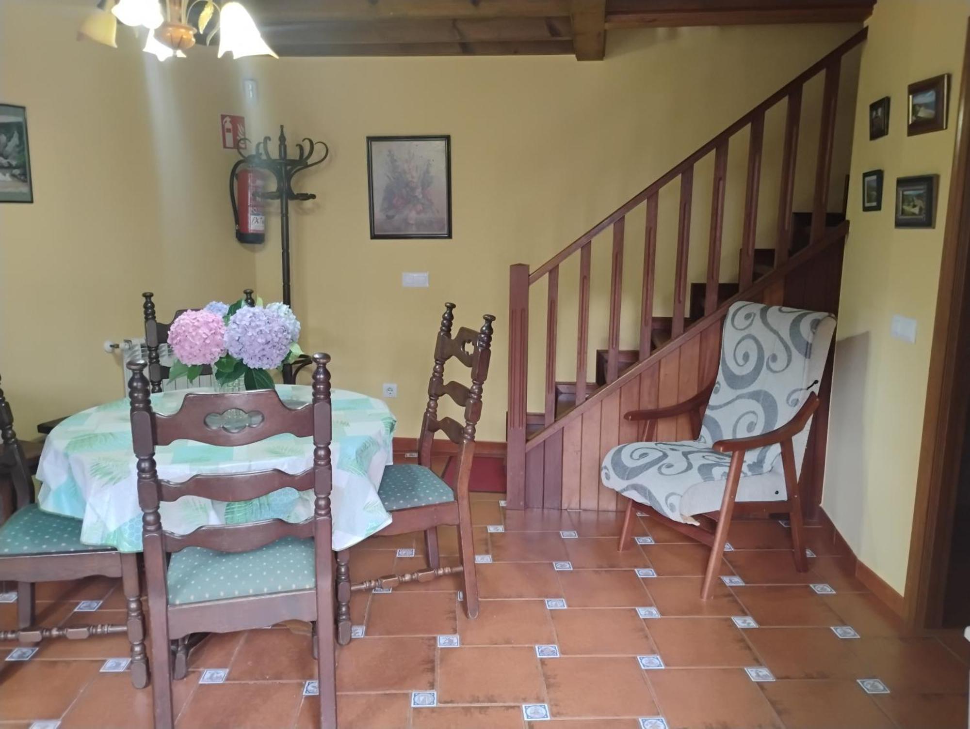 Casa Rural Casa Azul Villahormes Eksteriør bilde